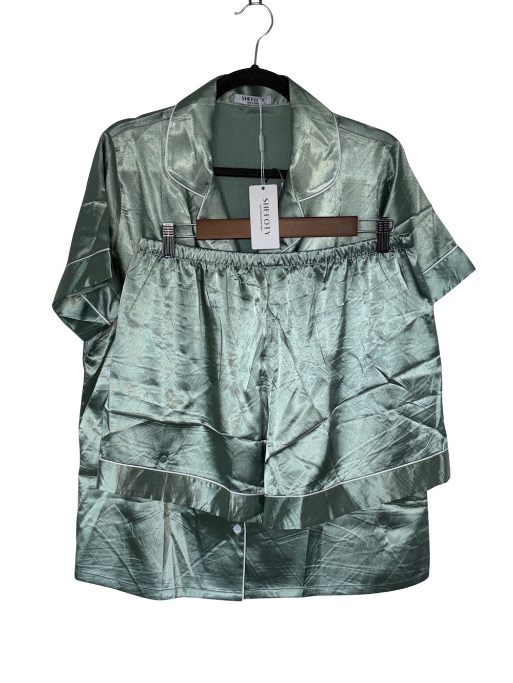 264. SHEFOTY Shiny Sage Green Satin-like Texture Pajama Set Size L